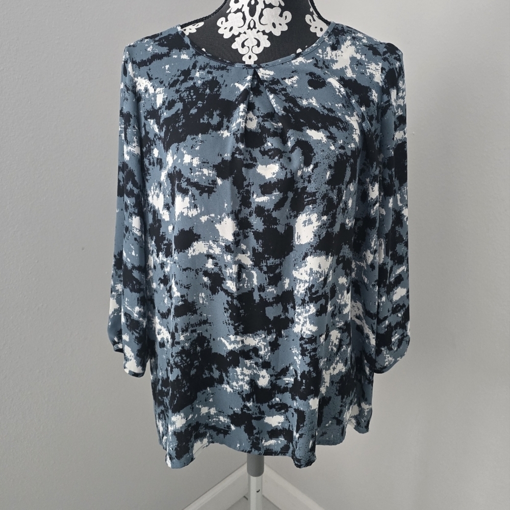 D Collection Camouflage print blouse size M